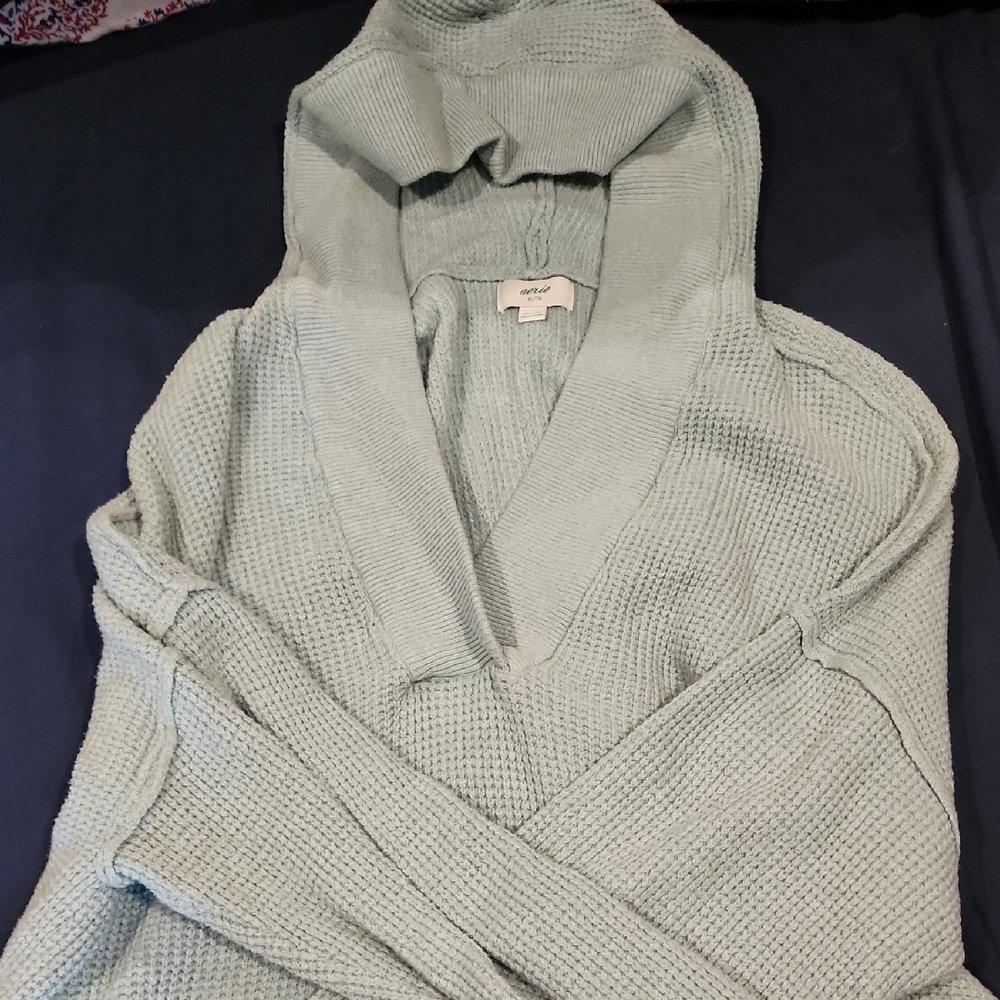 Aerie Light Green V-Neck Sweater